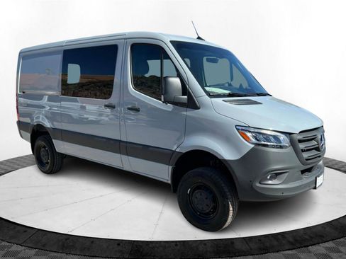New 2025 Mercedes-Benz Sprinter 2500 image 7