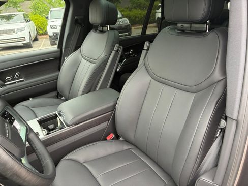 New 2026 Land Rover Range Rover Long Wheelbase SE AWD/4WD image 30