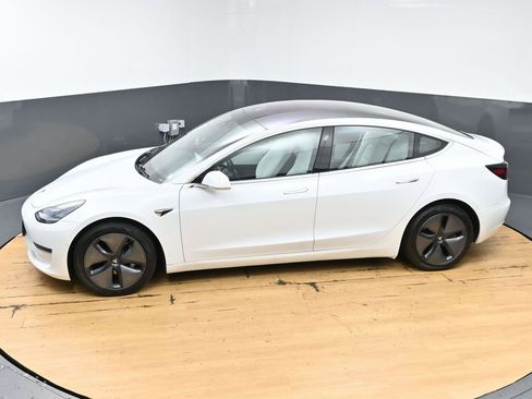 Used 2018 Tesla Model 3 Long Range AWD/4WD image 49