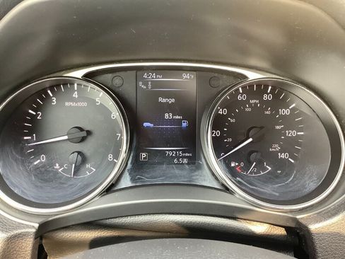 Used 2015 Nissan Rogue SL w/ SL Premium Package AWD/4WD image 24