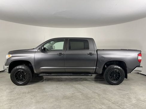 Used 2017 Toyota Tundra SR5 w/ TRD Off Road Package AWD/4WD image 5