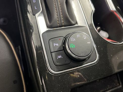 Used 2019 Chevrolet Blazer Premier w/ Driver Confidence II Package image 33