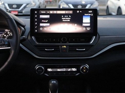 Certified 2025 Nissan Altima 2.5 SL image 23