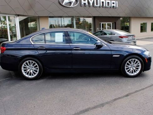 Used 2016 BMW 528i xDrive Sedan AWD/4WD image 2