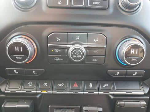 Used 2020 Chevrolet Silverado 1500 LT w/ All-Star Edition image 22