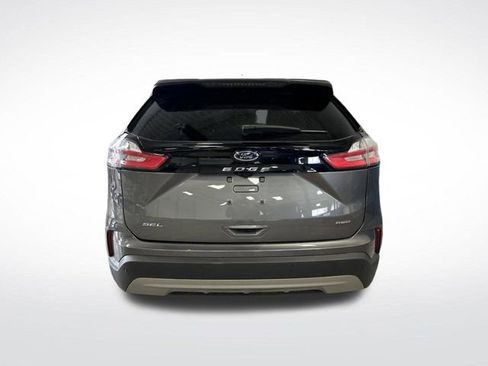 Certified 2024 Ford Edge SEL w/ Convenience Package image 14
