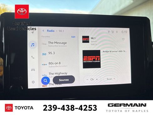 Used 2024 Toyota Corolla Cross LE image 19