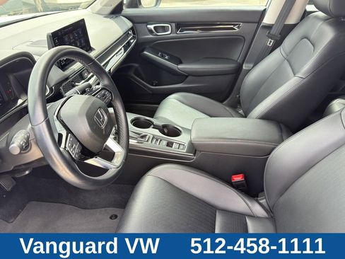 Used 2024 Honda Civic Touring image 9