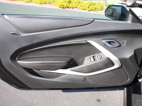 Used 2019 Chevrolet Camaro LT RWD image 22