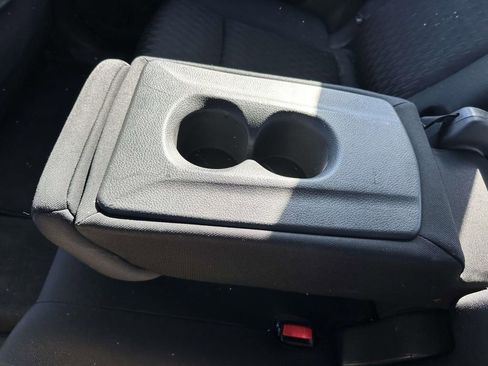 Used 2019 Nissan Rogue S AWD/4WD image 13