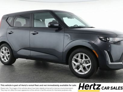 Used 2025 Kia Soul LX w/ LX Technology Package