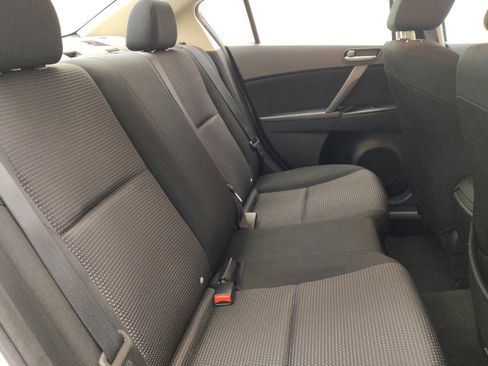 Used 2013 MAZDA MAZDA3 i Sport image 19