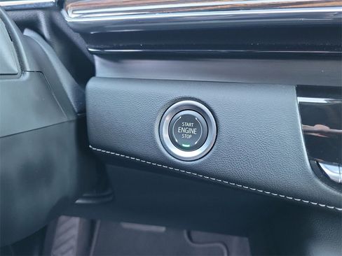 Certified 2024 Cadillac Escalade Premium Luxury image 16