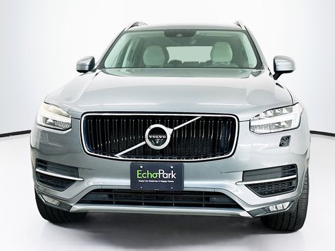 Used 2017 Volvo XC90 T6 Momentum w/ Vision Package AWD/4WD image 2