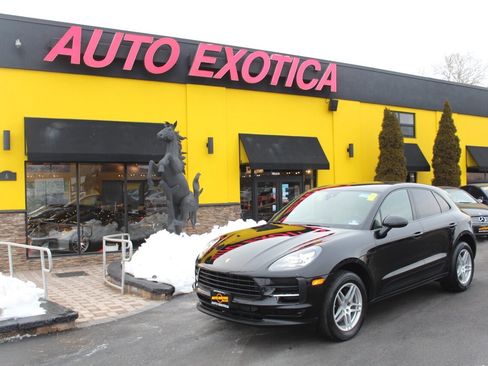 Used 2020 Porsche Macan image 1