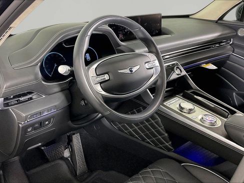 Used 2024 Genesis GV80 3.5T Prestige Signature AWD/4WD image 12