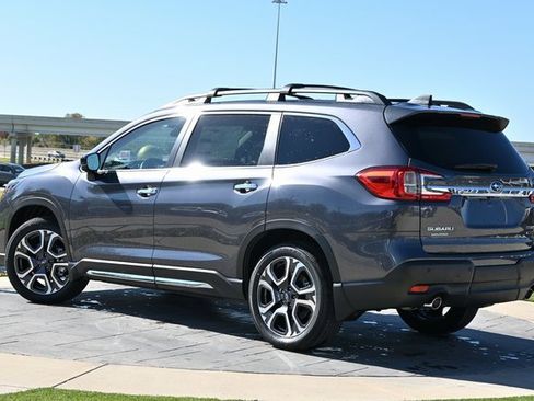 New 2025 Subaru Ascent Touring image 5