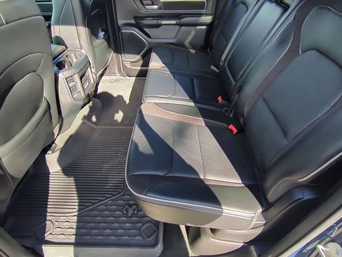 Used 2024 RAM 1500 Laramie image 19