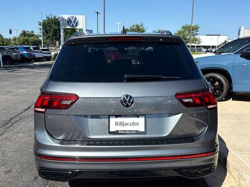 Used 2024 Volkswagen Tiguan SE R-Line AWD/4WD image 5