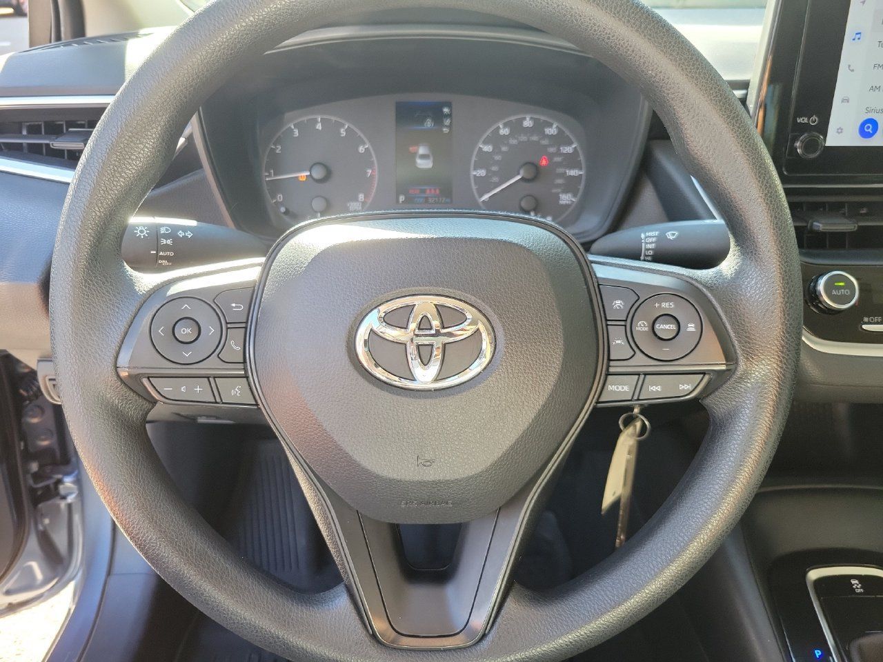 Used 2023 Toyota Corolla LE FWD image 18