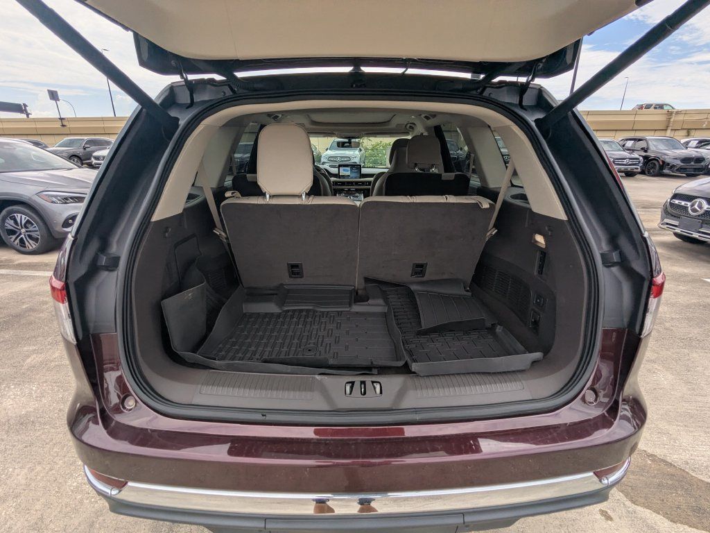 Used 2022 Lincoln Aviator Reserve w/ Equipment Group 201A AWD/4WD image 24