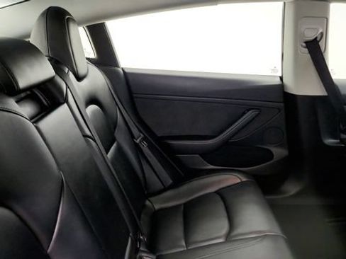 Used 2022 Tesla Model 3 RWD image 37