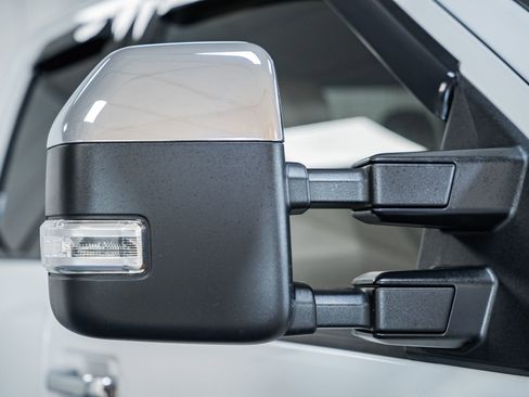 Used 2022 Ford F350 Lariat w/ Chrome Package image 14