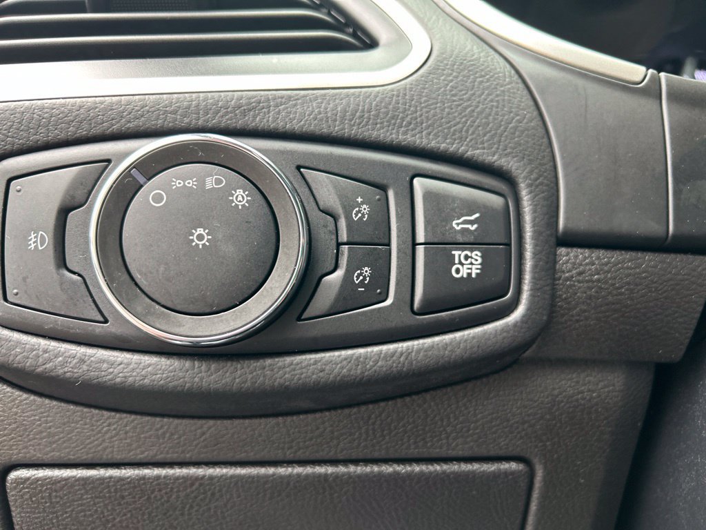 Used 2021 Ford Edge SEL w/ Convenience Package FWD image 19