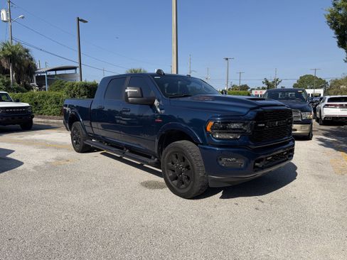 Used 2023 RAM 2500 Limited w/ Night Edition AWD/4WD image 2