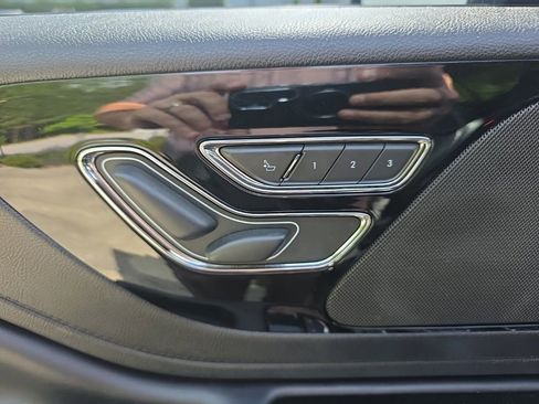 Used 2020 Lincoln Aviator 2WD image 22