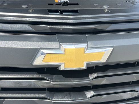 Used 2024 Chevrolet Colorado W/T image 30