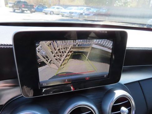 Used 2017 Mercedes-Benz C 300 4MATIC Sedan image 23
