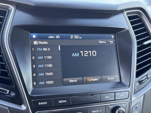 Used 2019 Hyundai Santa Fe XL image 11