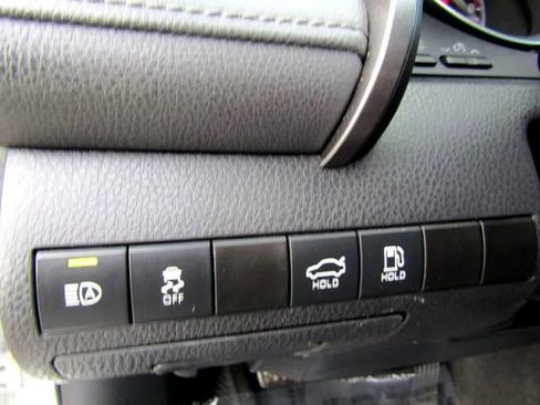 Used 2022 Toyota Camry LE image 16