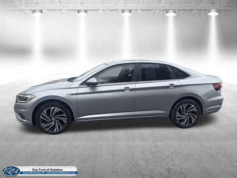 Used 2020 Volkswagen Jetta SEL FWD image 4