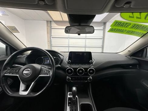 Used 2022 Nissan Sentra SV FWD image 4
