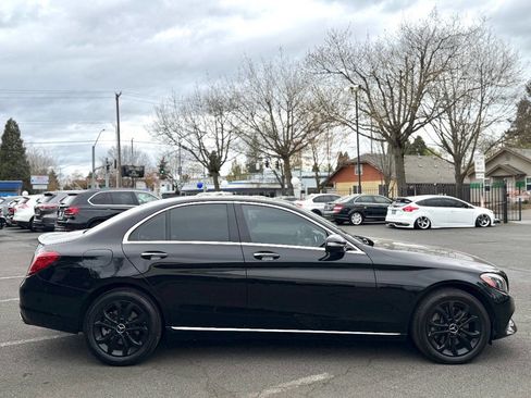 Used 2016 Mercedes-Benz C 300 4MATIC Sedan w/ Multimedia Package image 4