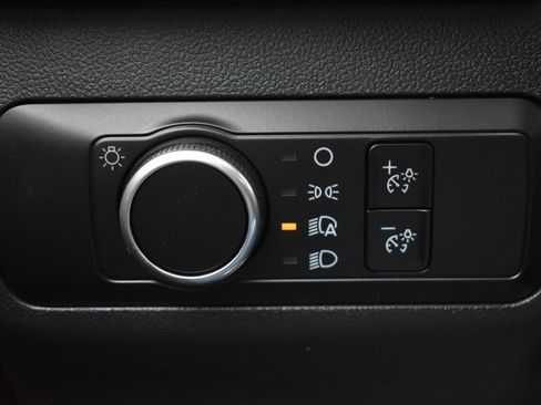 Used 2025 Ford Escape Active AWD/4WD image 18