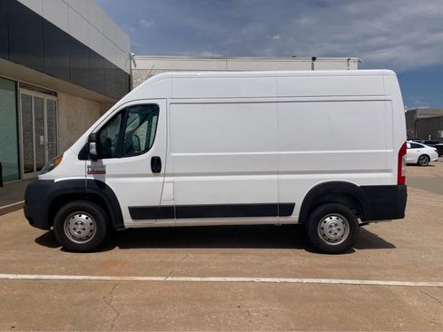 Used 2019 RAM ProMaster 1500 w/ Interior Convenience Group FWD image 2