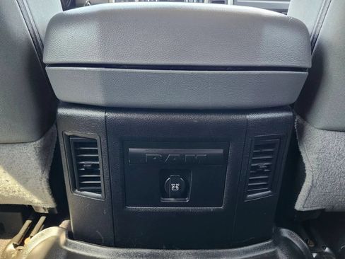 Used 2018 RAM 3500 Big Horn AWD/4WD image 22