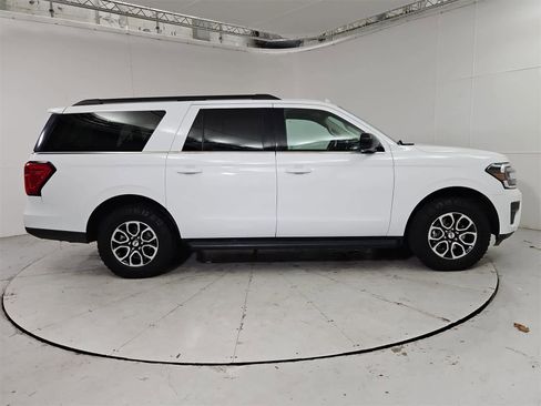 Used 2024 Ford Expedition Max XL image 7