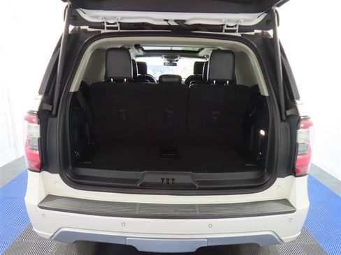 Used 2019 Ford Expedition Platinum AWD/4WD image 13
