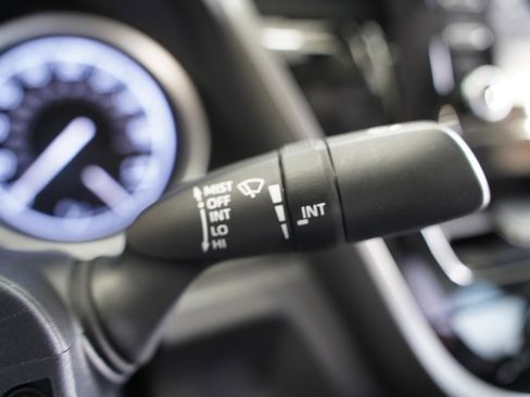 Used 2021 Toyota Camry LE image 15