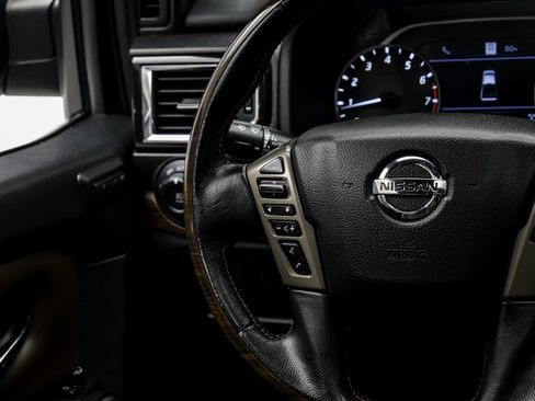 Used 2020 Nissan Titan Platinum Reserve w/ Moonroof Package AWD/4WD image 24
