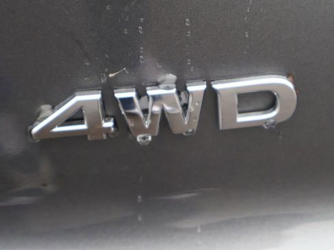 Used 2025 Nissan Pathfinder S image 6