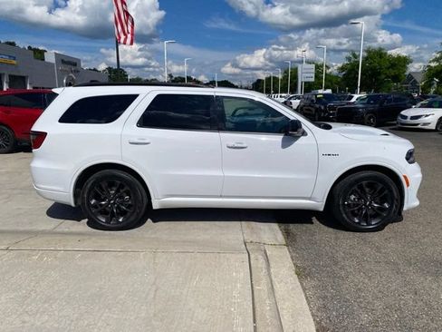 Used 2025 Dodge Durango R/T w/ Blacktop Package AWD/4WD image 2