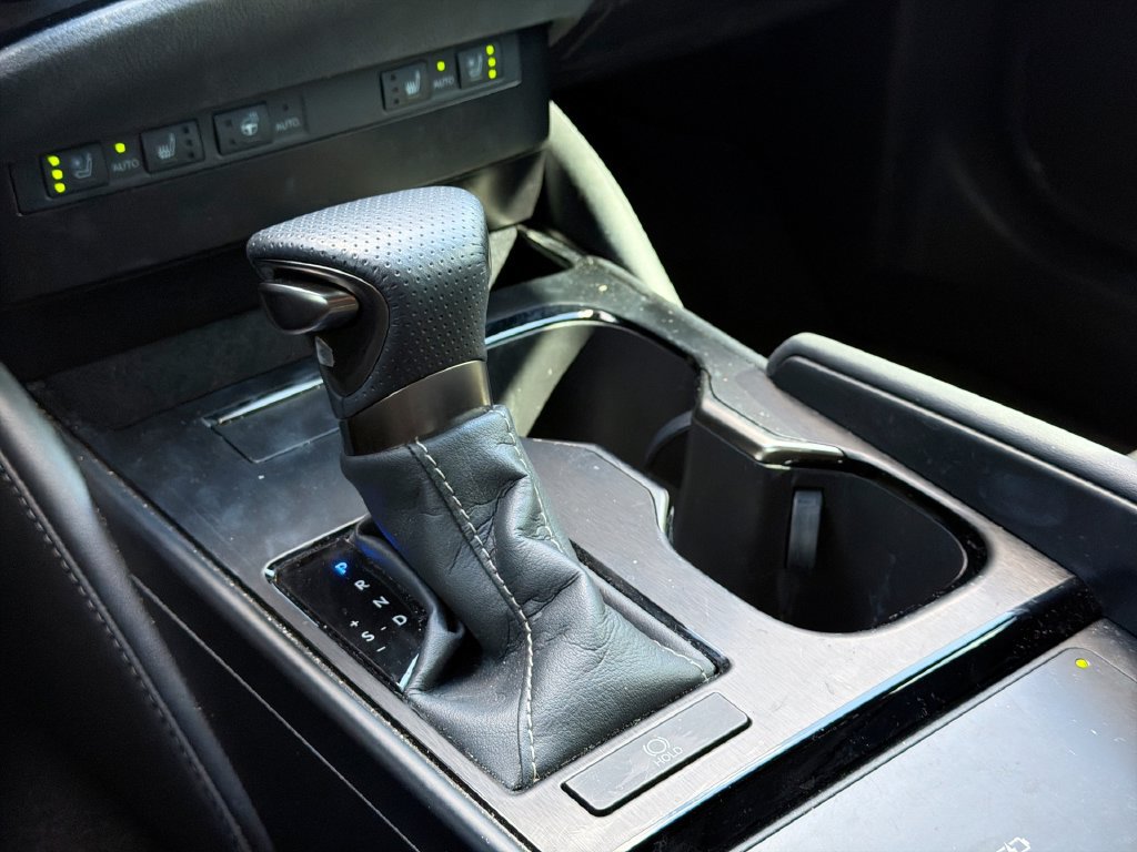 Used 2024 Lexus ES 350 F Sport w/ Accessory Package (Z2) FWD image 20