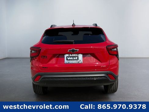 New 2026 Chevrolet Trax RS w/ Driver Confidence Package FWD image 4