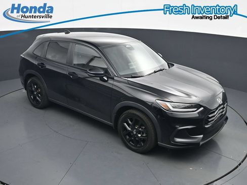 Used 2024 Honda HR-V Sport image 16