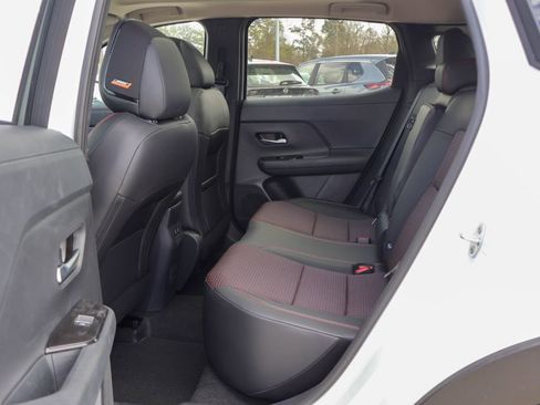 New 2026 Nissan Kicks SR image 8